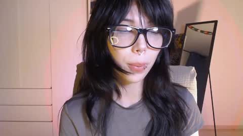 Snapshot of meitenshi chatting on 05-23-26, 12:05 mori3 online show from 05-23-26, 12:05