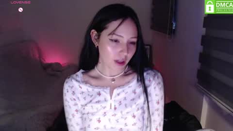 Snapshot of meko_hzu chatting on 05-05-26, 02:19 WETWATERMELL online show from 05-05-26, 02:19