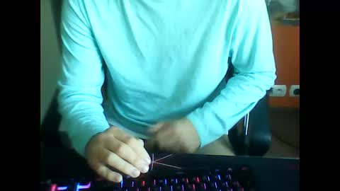 meks5544 online show from 10-19-25, 08:59