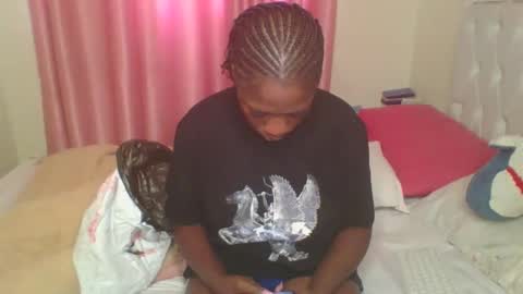 pretty online show from 01-13-26, 07:35