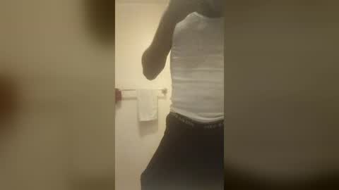 Snapshot of mel_hart_jr chatting on 07-12-26, 09:11 mel_hart_jr online show from 07-12-26, 09:11