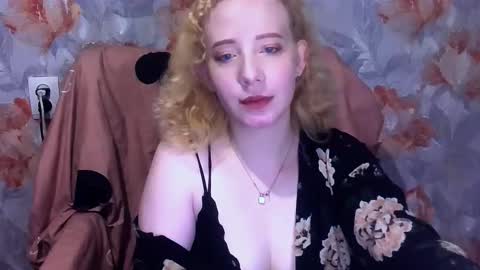 Mel Mellie online show from 12-04-25, 08:50