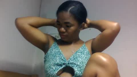 Snapshot of melancee chatting on 08-07-26, 06:21 melancee online show from 08-07-26, 06:21
