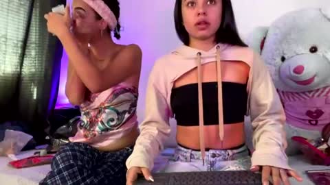 MELANI online show from 07-11-26, 04:43