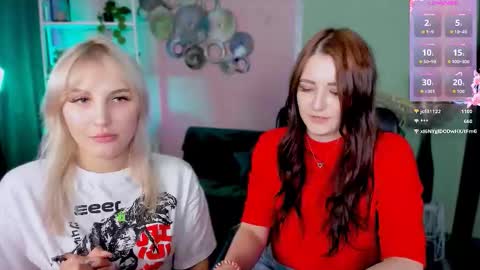 Snapshot of melani_bumm chatting on 09-18-25, 04:14 melani_bumm online show from 09-18-25, 04:14