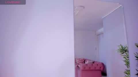 Melanie Miller online show from 03-02-25, 07:21