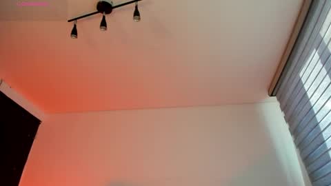 Melanie roux  online show from 05-09-26, 12:21
