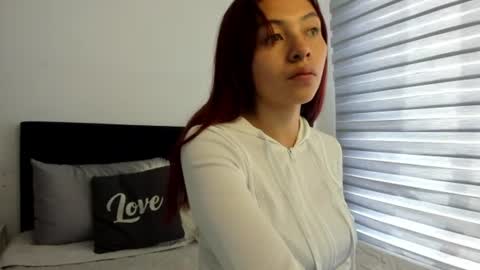 Melanie roux  online show from 06-30-26, 12:39
