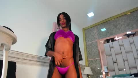 MELANIE online show from 01-14-26, 05:35