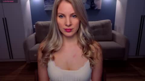 Melanie Bennett online show from 04-11-26, 08:07