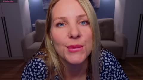 Melanie Bennett online show from 05-21-26, 06:53