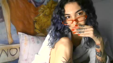 Snapshot of melaniefairy chatting on 07-20-26, 05:22 Melanie online show from 07-20-26, 05:22