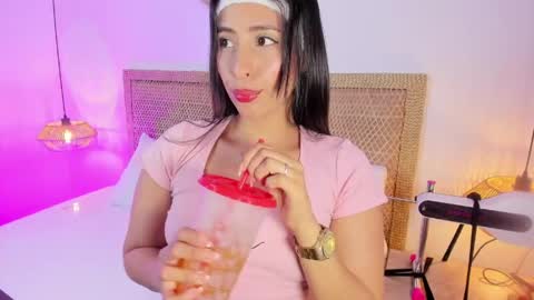 melaniejeann_ online show from 05-20-26, 02:29