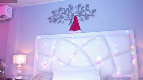 Snapshot of melanieklaus chatting on 01-03-25, 11:57 Melanie online show from 01-03-25, 11:57