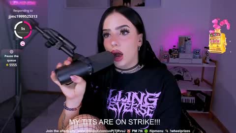 Snapshot of melanielipps chatting on 01-30-25, 08:31 Melanie  online show from 01-30-25, 08:31