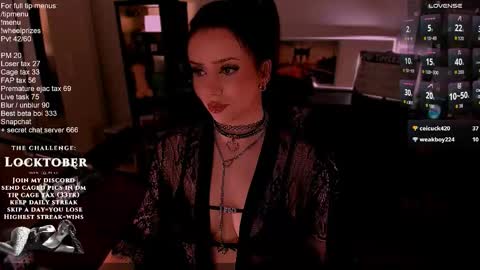 Snapshot of melanielipps chatting on 10-05-25, 03:21 Melanie  online show from 10-05-25, 03:21