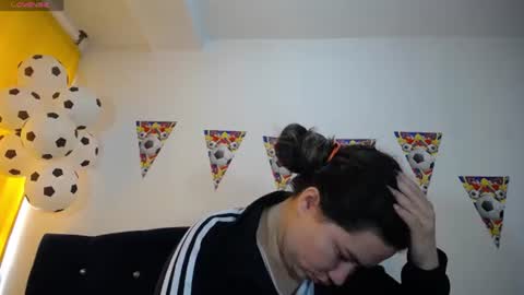 Melanie Parker online show from 06-23-26, 12:58