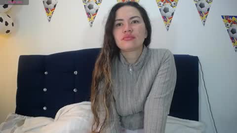 Melanie Parker online show from 07-17-26, 01:40