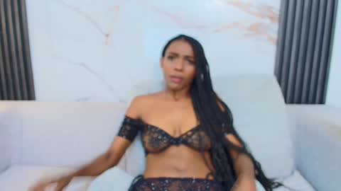 Snapshot of melaniepatton chatting on 02-20-26, 05:46 Melanie online show from 02-20-26, 05:46