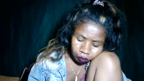melanih online show from 05-30-26, 07:49