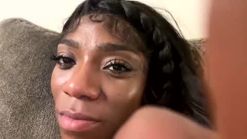Snapshot of melaninmelanix chatting on 07-25-26, 09:18 melaninmelanix online show from 07-25-26, 09:18