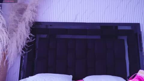 MelanyLuv online show from 06-14-26, 07:49