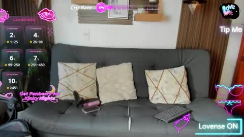 Snapshot of melany_27 chatting on 11-30-25, 04:33 Melany online show from 11-30-25, 04:33