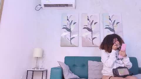 Melany  online show from 06-10-26, 12:04