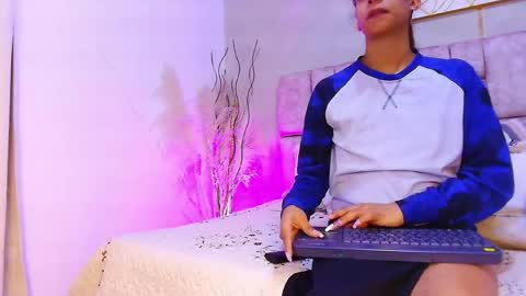 Snapshot of melanystone_ chatting on 05-26-26, 12:23 Melany online show from 05-26-26, 12:23