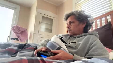 Snapshot of melays1972 chatting on 01-28-25, 03:04 Tan lines online show from 01-28-25, 03:04