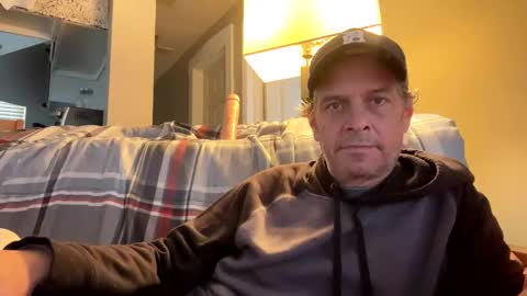 Snapshot of melays1972 chatting on 12-01-25, 06:24 Tan lines online show from 12-01-25, 06:24