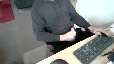 Snapshot of melbguy_075 chatting on 11-03-25, 02:35 melbguy_075 online show from 11-03-25, 02:35