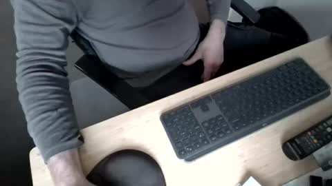 Snapshot of melbguy_075 chatting on 11-23-25, 03:06 melbguy_075 online show from 11-23-25, 03:06