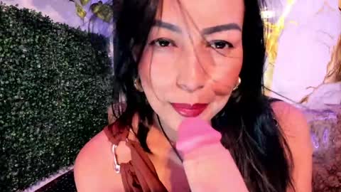 MeleekXXX online show from 05-06-26, 08:58