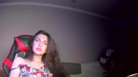 Snapshot of melena_caramel chatting on 06-03-26, 07:30 melena_caramel online show from 06-03-26, 07:30