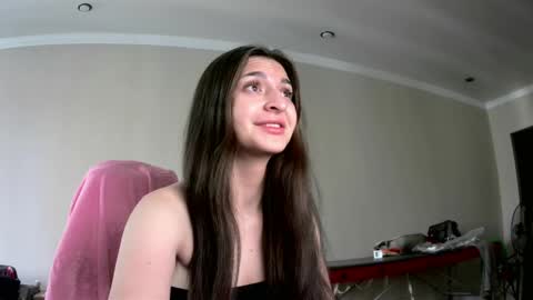 Snapshot of melena_caramel chatting on 06-07-26, 01:10 melena_caramel online show from 06-07-26, 01:10