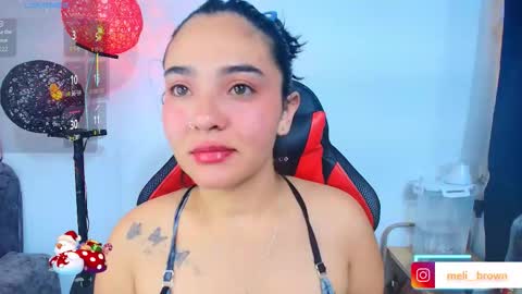    Independent model online show from 01-14-26, 05:13