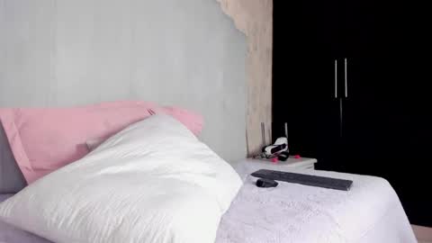 Snapshot of meli_mell chatting on 05-13-26, 07:11 Meli online show from 05-13-26, 07:11