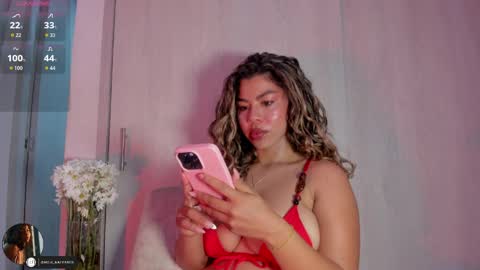 Snapshot of melina_ferrer1 chatting on 04-09-26, 12:10 EI online show from 04-09-26, 12:10
