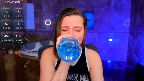 Melinda online show from 04-21-26, 01:42