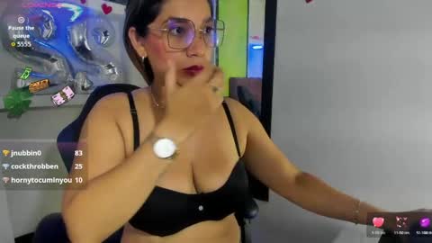 Melisa online show from 04-18-26, 07:58