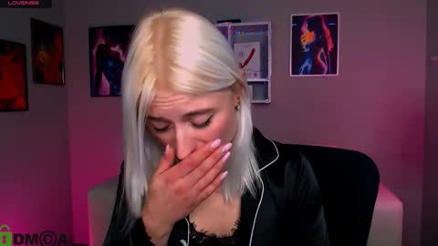 Melisa online show from 10-14-25, 07:36