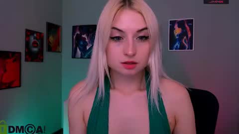 Snapshot of melisa_white1 chatting on 06-20-26, 07:05 Melisa online show from 06-20-26, 07:05