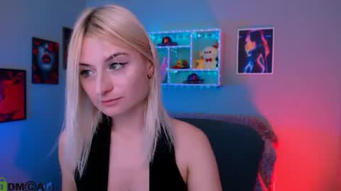 Snapshot of melisa_white1 chatting on 06-23-26, 07:12 Melisa online show from 06-23-26, 07:12