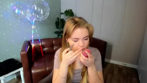 Sophia online show from 02-10-26, 06:28