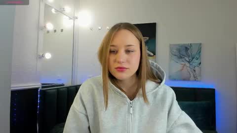 Hi I am Melissa online show from 01-13-26, 01:00