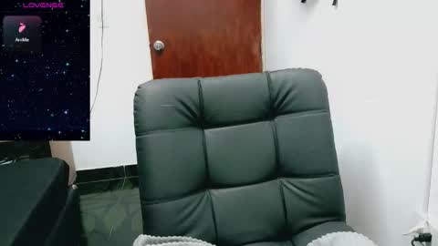 Melissas Corner online show from 10-23-25, 07:01