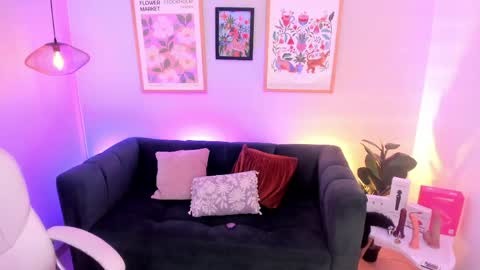 Melissa 3 online show from 04-12-26, 05:34