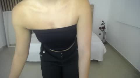 Snapshot of melissa_lenox chatting on 06-06-26, 12:21 melissa_lenox online show from 06-06-26, 12:21