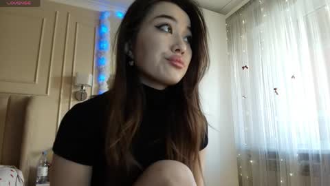 Snapshot of melissa_yamazaki chatting on 04-26-26, 03:26 Lisaa online show from 04-26-26, 03:26